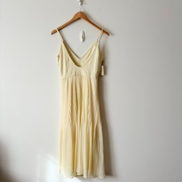 Aritzia Wilfred Daphnee Pleated Skirt Midi Dress NWT Mellow Yellow Size Small - Picture 9 of 9